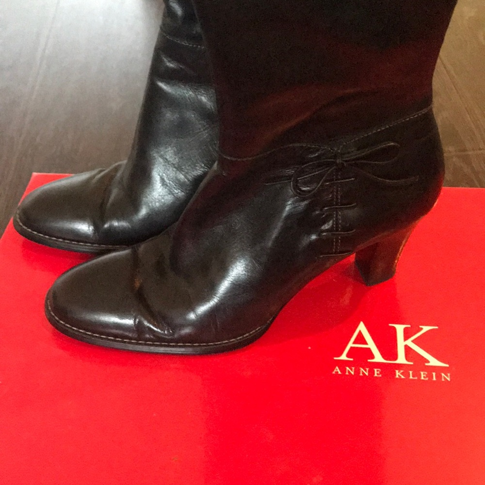 Knee High Boots with Bow Detail